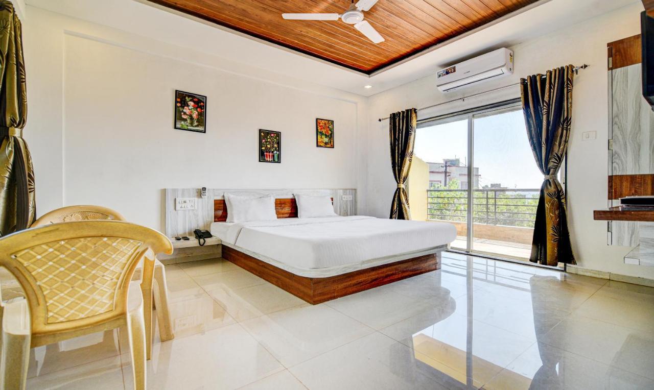 Aditya Hill View Inn Mahābaleshwar Kültér fotó